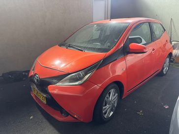 טויוטה אייגו