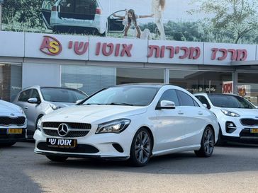 מרצדס CLA קלאס
