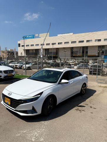 יונדאי אלנטרה