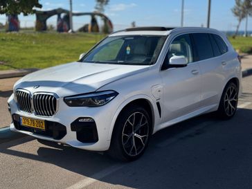 ב מ וו X5