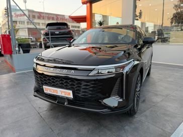 אומודה 9 PHEV
