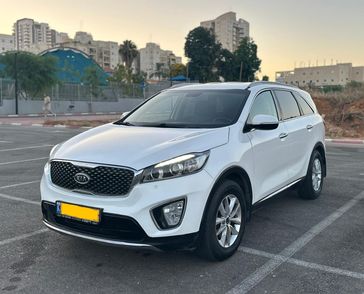 קיה סורנטו