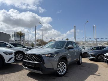 טויוטה קורולה קרוס