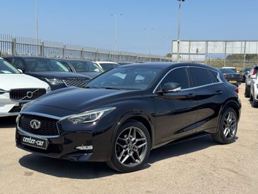 אינפיניטי Q30
