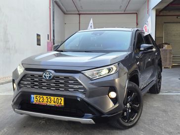 טויוטה RAV4
