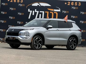 מיצובישי אאוטלנדר