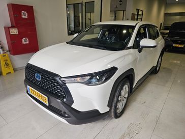 טויוטה קורולה קרוס