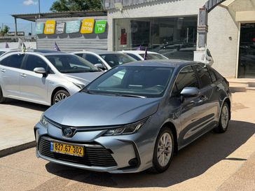 טויוטה קורולה