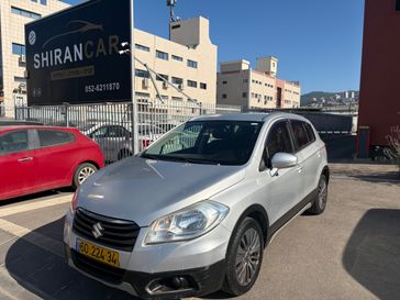 סוזוקי SX4 CROSSOVER