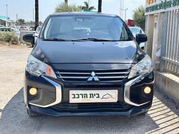 מיצובישי ספייס סטאר