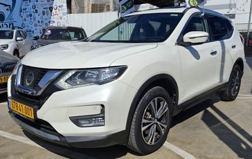 ניסאן X TRAIL