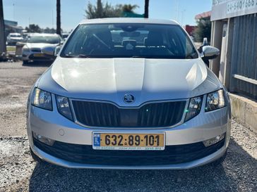 סקודה אוקטביה