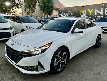 יונדאי אלנטרה