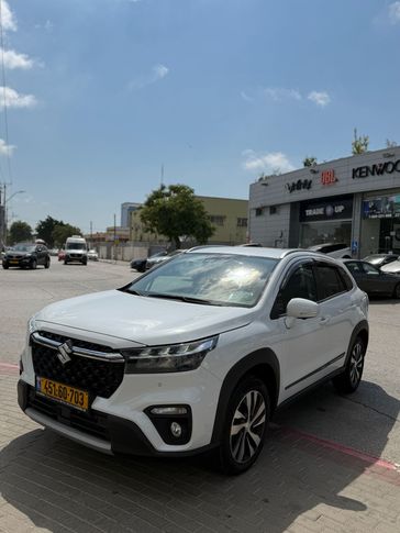 סוזוקי S-CROSS