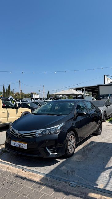 טויוטה קורולה