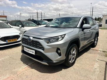 טויוטה RAV4