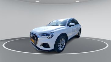 אאודי Q3