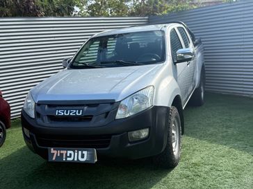 איסוזו D-Max