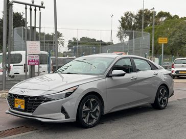 יונדאי אלנטרה