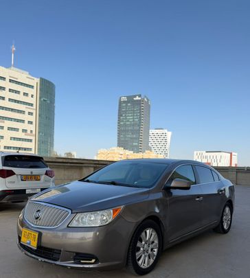 ביואיק לקרוס