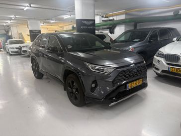 טויוטה RAV4