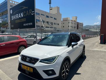 סיאט ארונה