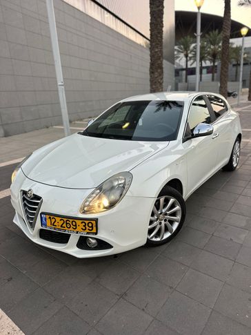 אלפא רומיאו ג'וליטה