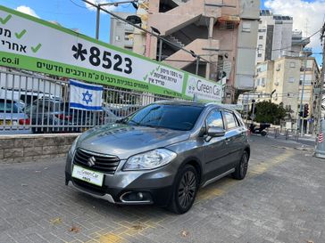 סוזוקי SX4 CROSSOVER