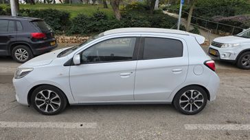 מיצובישי ספייס סטאר