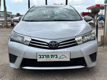 טויוטה קורולה