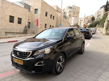 פיג'ו 3008