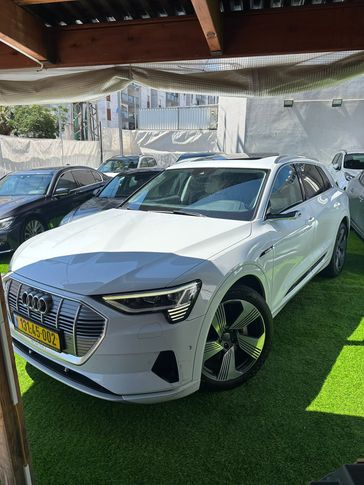 אאודי E-tron
