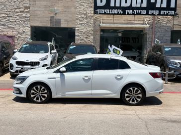 רנו מגאן