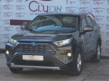 טויוטה RAV4