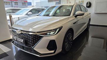 צ'רי ARRIZO 8 PHEV