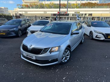 סקודה אוקטביה