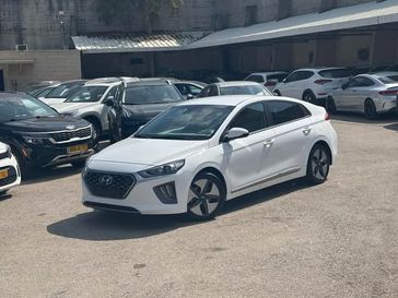 יונדאי איוניק