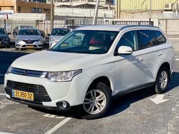 מיצובישי אאוטלנדר