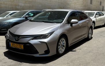 טויוטה קורולה