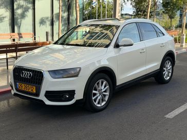 אאודי Q3