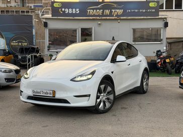 טסלה MODEL Y