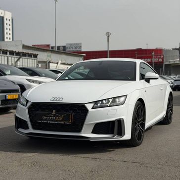 אאודי TT COUPE