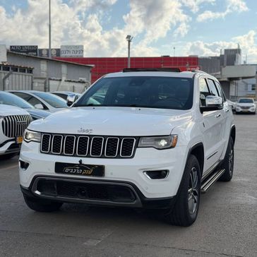 ג'יפ גראנד צ'ירוקי