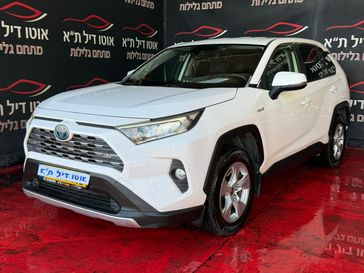 טויוטה RAV4