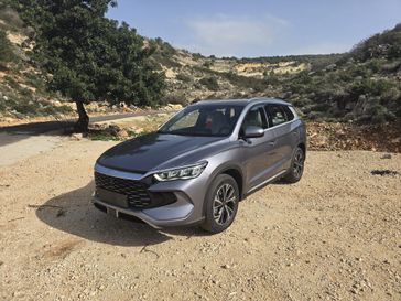 בי ווי די SEAL 5