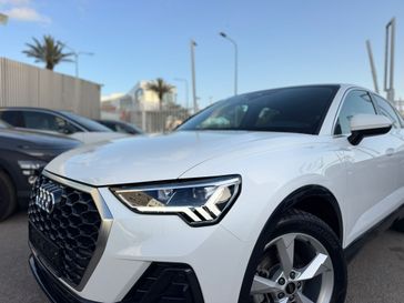 אאודי Q3
