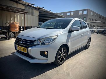 מיצובישי ספייס סטאר