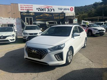 יונדאי איוניק