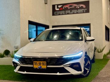 יונדאי אלנטרה