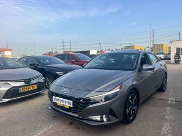 יונדאי אלנטרה